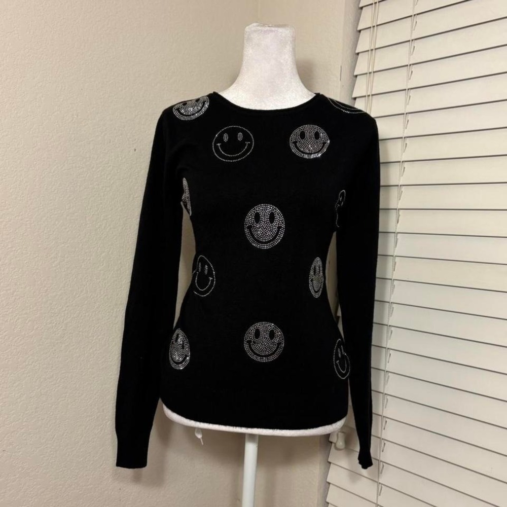 100% cashmere black crew neck long sleeve sweater rhinestone smiley face sz L/XL